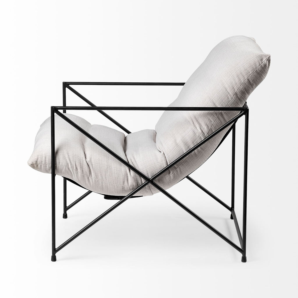 Fauteuil d'appoint rembourré avec cadre métallique industriel et coussin pour salon
