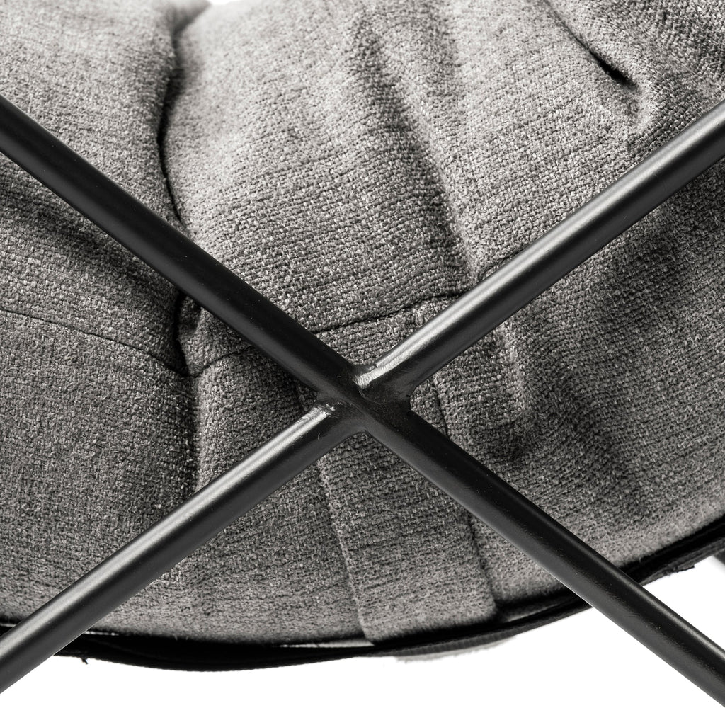 Fauteuil d'appoint rembourré avec cadre métallique industriel et coussin pour salon