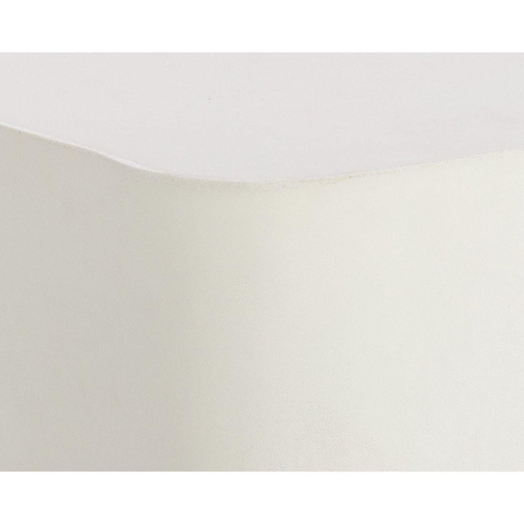 Table d'appoint d'extérieur contemporaine en béton blanc de forme organique pour patio