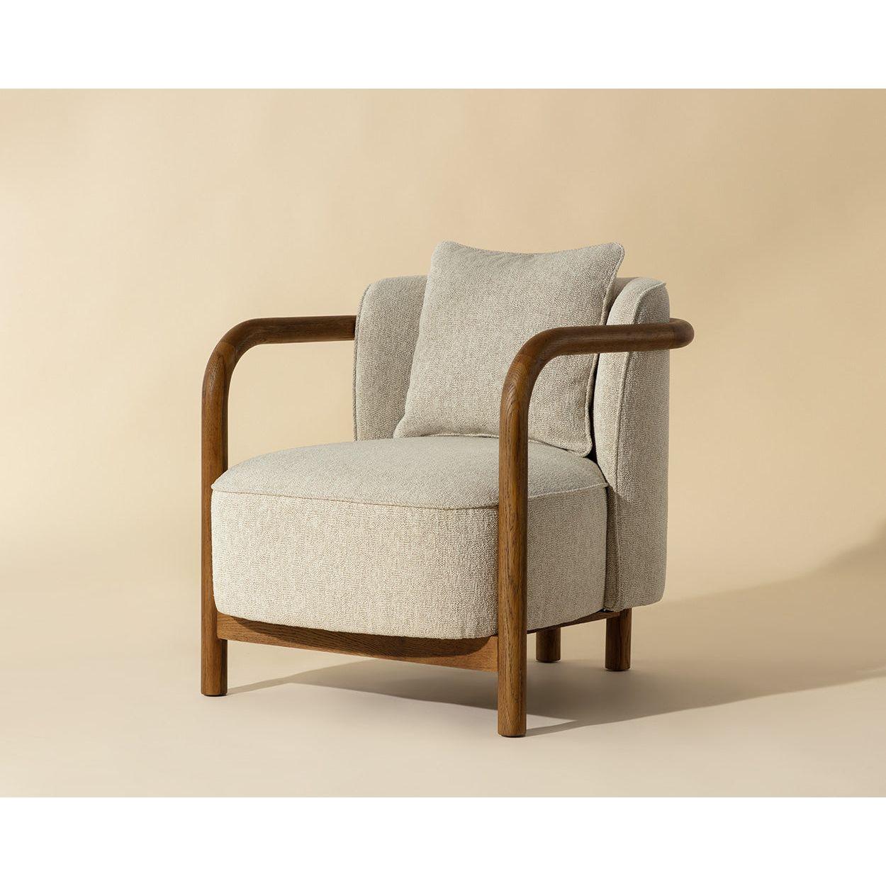 Fauteuil classique capitonné et en bois avec coussin d'assise pour le salon