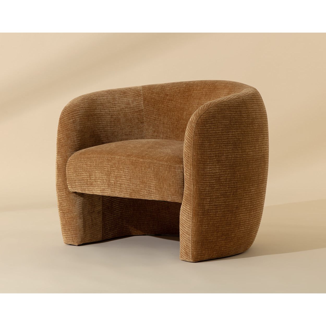 Fauteuil de salon moderne en bois et tissu d'ameublement avec assise rembourrée pour le salon