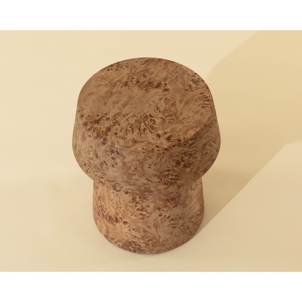 Table d'appoint d'extérieur contemporaine en béton imitation marbre avec plateau rond pour patio et salon