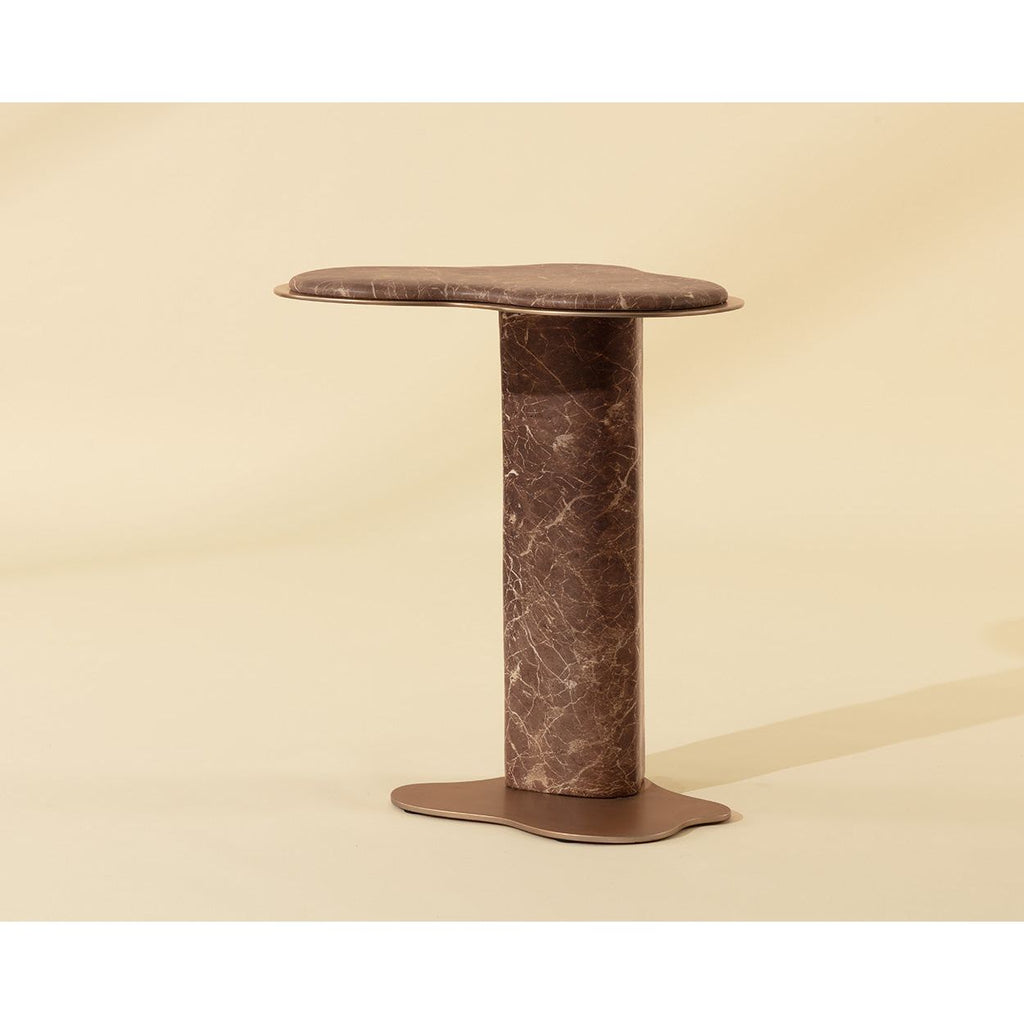 Table d'appoint d'extérieur moderne en béton et métal imitation marbre avec forme organique pour patio