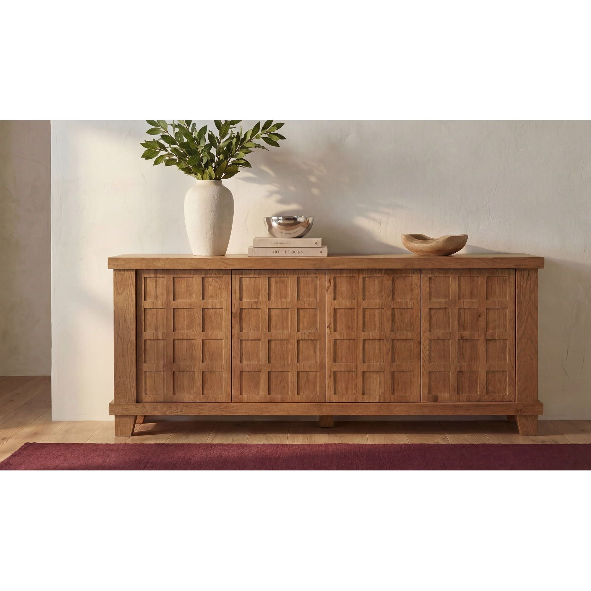 Buffet en bois naturel avec cadre épuré pour salle à manger