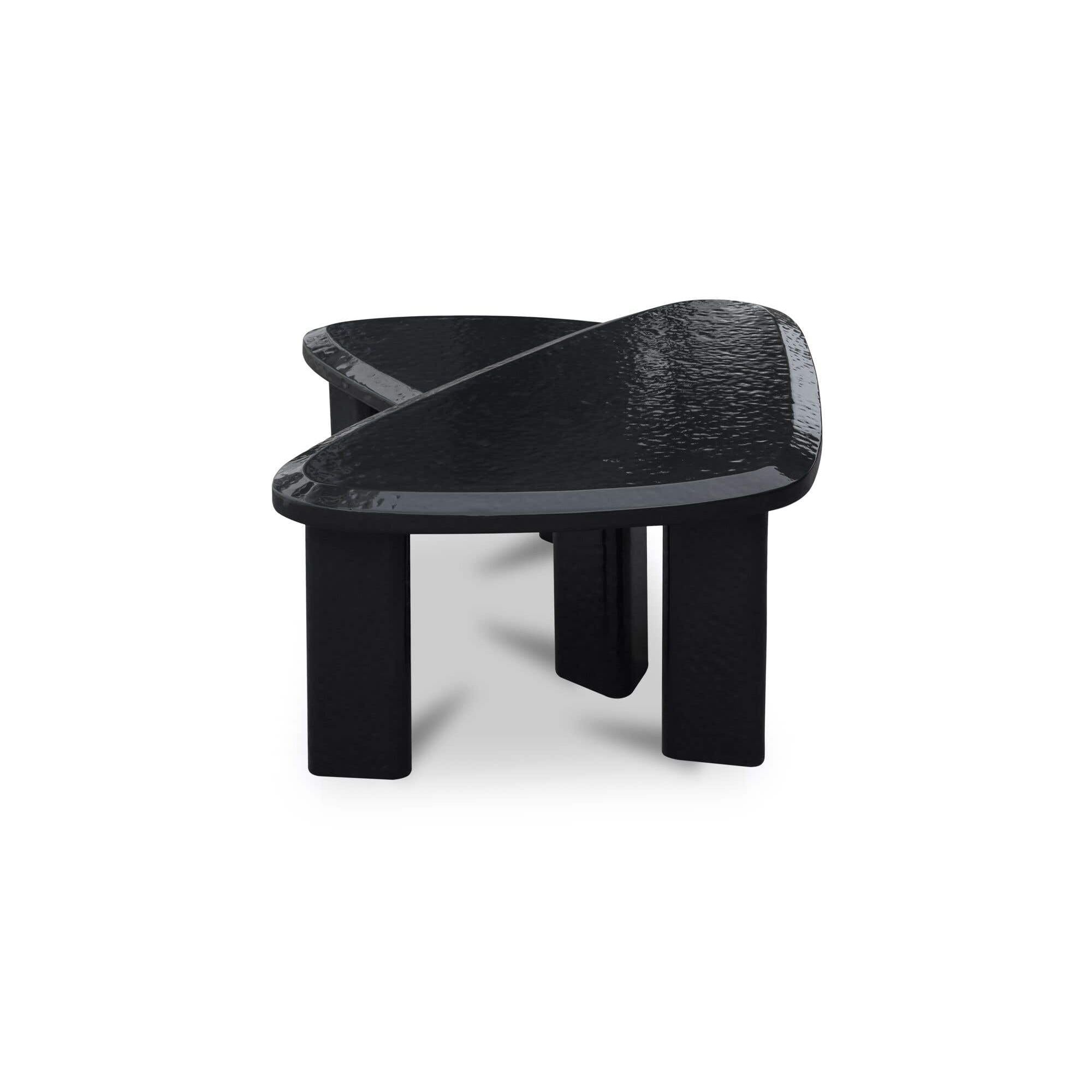Table basse d'extérieur moderne en béton laqué avec design gigogne compact pour balcon